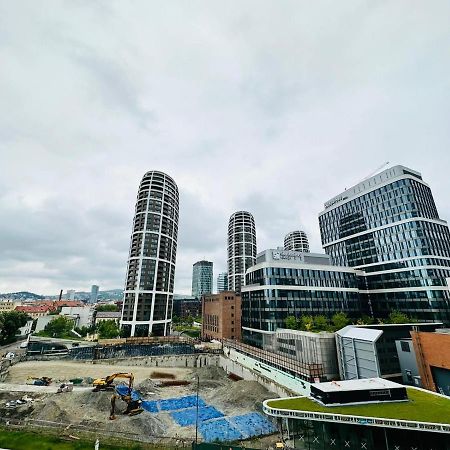 Apartments05 In New Building With Free Parking Panorama City - Amazing View Close To Old Town Bratysława Zewnętrze zdjęcie