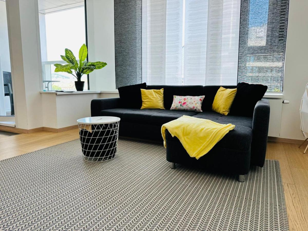 Apartments05 In New Building With Free Parking Panorama City - Amazing View Close To Old Town Bratysława Zewnętrze zdjęcie